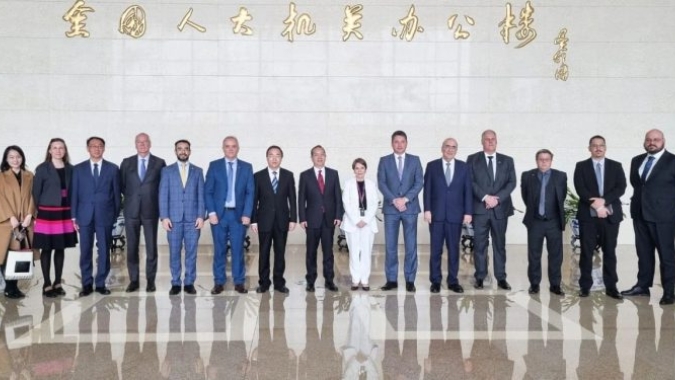 Abramilho lidera missão à China para abertura de mercado e debate sobre biotecnologia