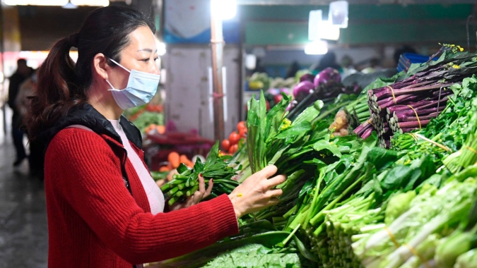 Preços ao consumidor na China sobem em agosto, mas inflação ao produtor permanece em deflação
