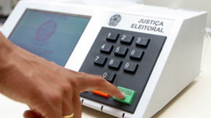 Reuters: TSE deve tornar Bolsonaro inelegível e abrir corrida por espólio eleitoral; ex-presidente nega ataque às urnas