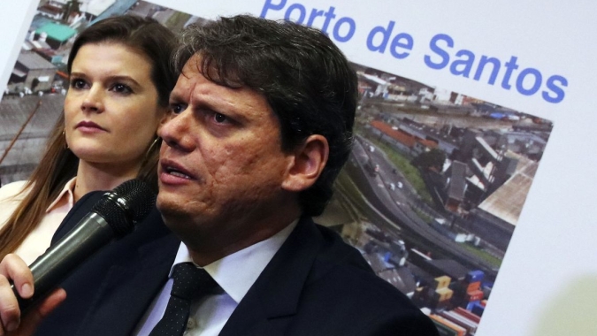 Ministro de Infraestrutura diz que bancada do agro tem sido determinante para chegada de novos investidores ao Brasil