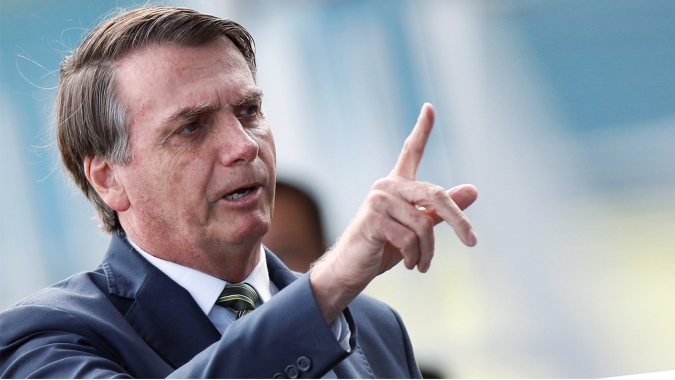 Bolsonaro sanciona com vetos PL que amplia beneficiários do auxílio emergencial