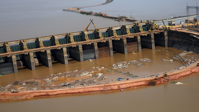 Ministro vê crise hídrica como parte de mudanças climáticas; mantém planos para Amazônia