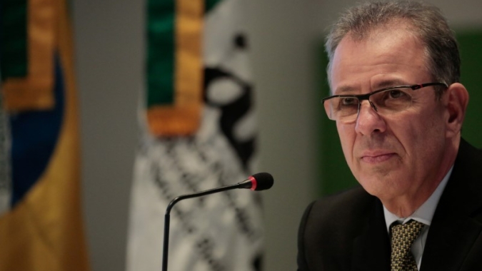 Governo avalia custear vale-gás com royalties do petróleo, diz ministro