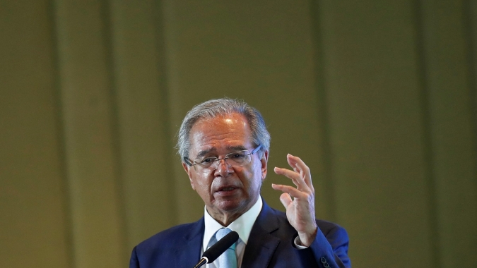 Guedes descarta alterações na regra de correção do salário mínimo e aposentadorias agora