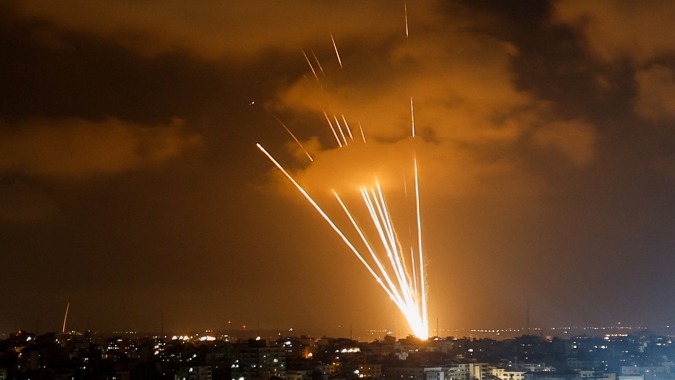 Foguetes são disparados do sul do Líbano em direção a Israel, dizem fontes de segurança