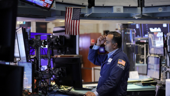 Commodities e mais ativos despencam nesta 6ª com recessão batendo à porta da economia global