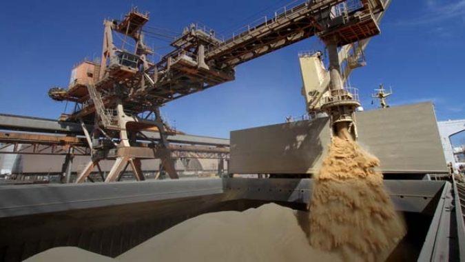 Soja: China adia embarques nos EUA e prêmios sobem até 6% em junho no Brasil