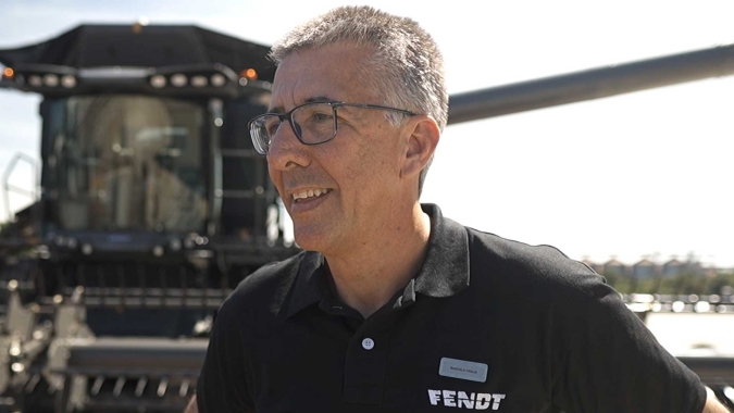 Fendt apresenta na Agrishow portfólio com novos produtos, com destaque para o novo pulverizador Rogator 900 e um trator de esteira de 670 cvs