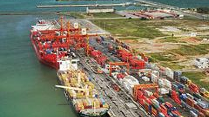 Recuperação do contêiner e safra recorde elevam movimentação no Porto de Santos