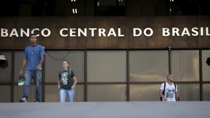 Atividade econômica encolhe mais que o esperado em agosto, aponta BC