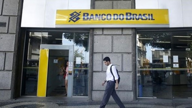Bancos públicos devem ter disposição para emprestar dinheiro, diz Lula