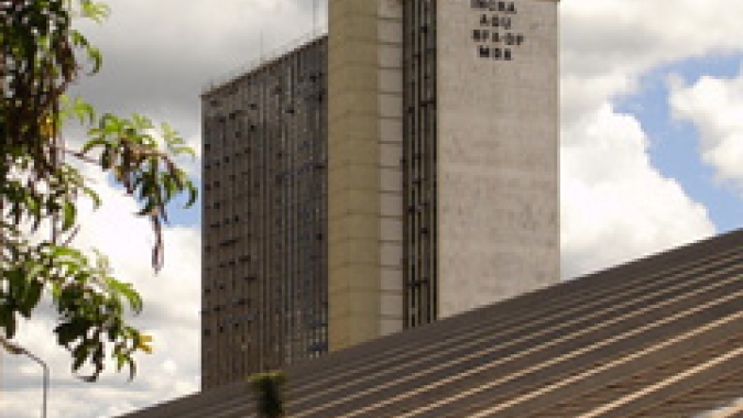 Grupo ocupa sede do Incra para protestar contra ações do governo Bolsonaro