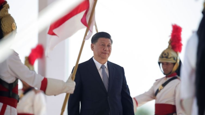 Xi assina ordem de mobilização para treinamento das forças armadas