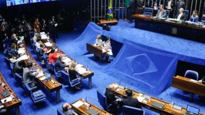 CRA quer ouvir três ministros nas próximas semanas