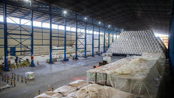 Índia autoriza importação de 1 milhão de toneladas de açúcar e mercado mira impacto sobre preços