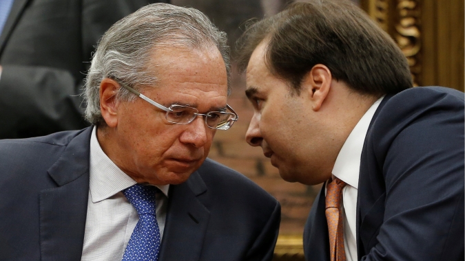 Maia diz concordar com Guedes sobre não prorrogação de calamidade e auxílio emergencial