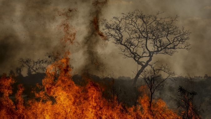 SP vê incêndios criminosos em canaviais e prende 5º suspeito, diz secretário