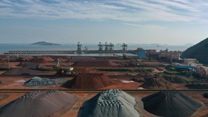 Minério de ferro atinge máxima de 7 meses na China com demanda sólida
