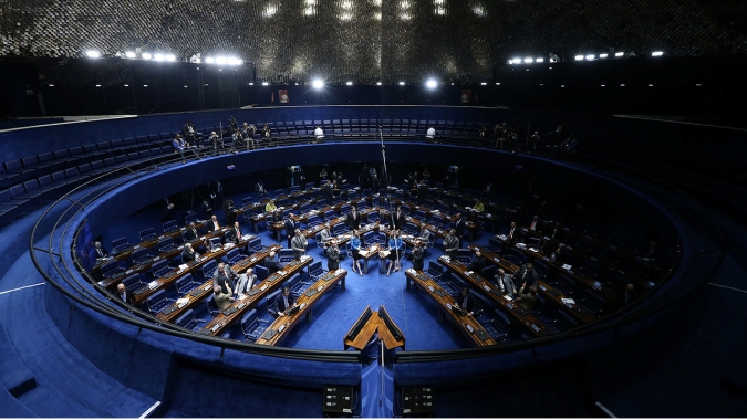 Senado aprova PEC do orçamento de guerra em 1º turno