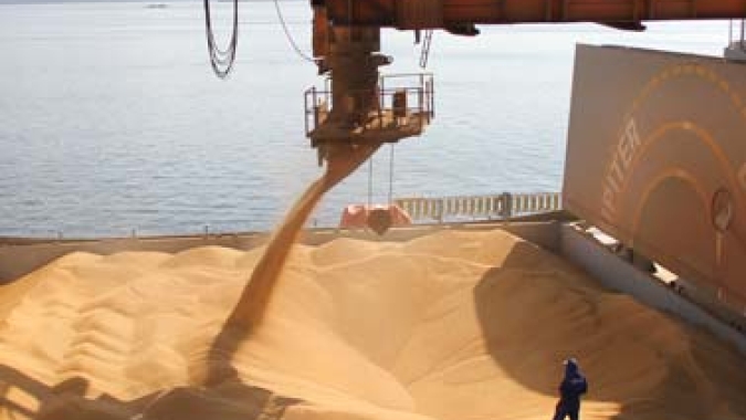 Brasil tem superávit comercial recorde em maio e projeções do governo podem melhorar
