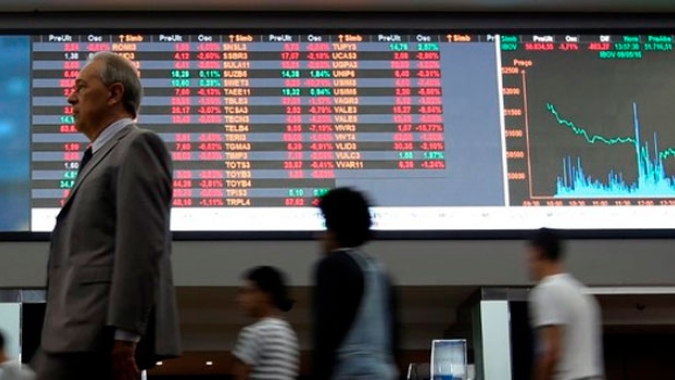 Ibovespa recua com desconforto sobre quadro fiscal; Vale sobe