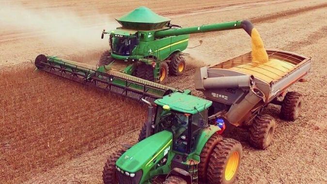 Colheita de soja 2022/23 alcança 53% das áreas no Brasil, diz Pátria AgroNegócios