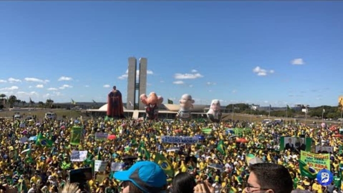Moro enfrenta o PT na CCJ da Câmara nesta terça, com apoio que vem das ruas
