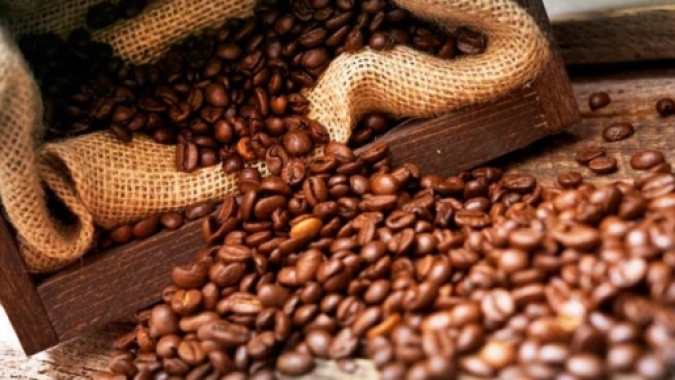 Café: Contratos futuros abrem a sessão desta 6ª feira com valorizações em Nova York