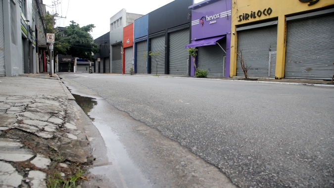 Novo isolamento da Covid-19 no BR atingirá caixa do produtor de etanol, diz Fitch