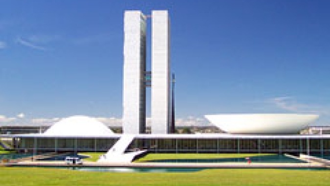 Congresso retorna com Orçamento e CPI no foco em meio a negociações do governo com centrão