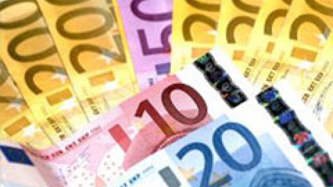 Atividade empresarial da zona do euro cresce mais do que o esperado em março, mostra PMI