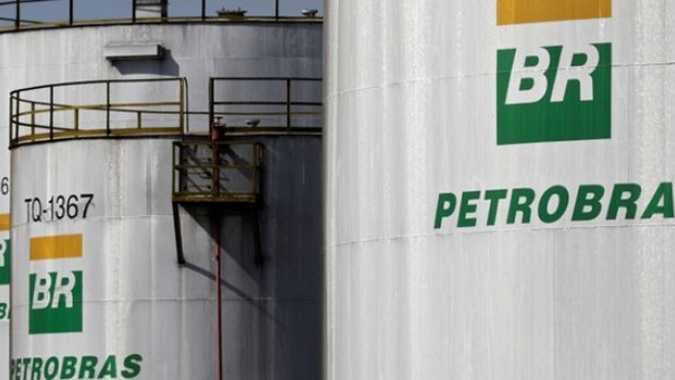 Petroleiros da Petrobras aprovam paralisação contra venda de ativos, diz FUP
