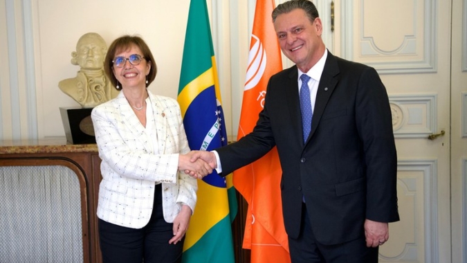 Na sede da OMSA, ministro Fávaro destaca a importância da regionalização em caso de crises sanitárias