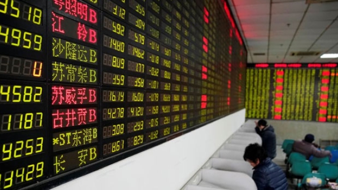 Ações europeias caem ao menor nível em seis semanas, sob forte peso de problemas da China