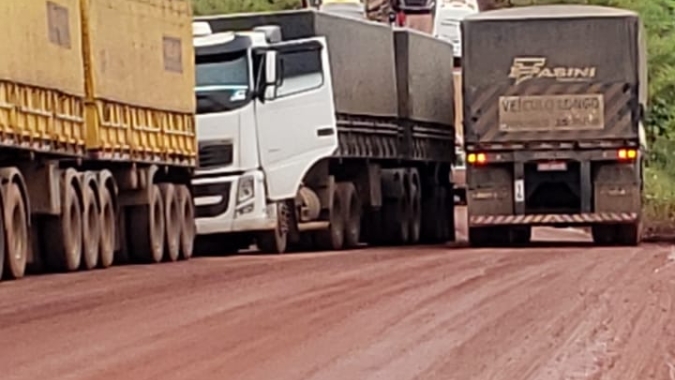 BR 163 escoa cerca de 50 milhões de toneladas de grãos e insumos por ano