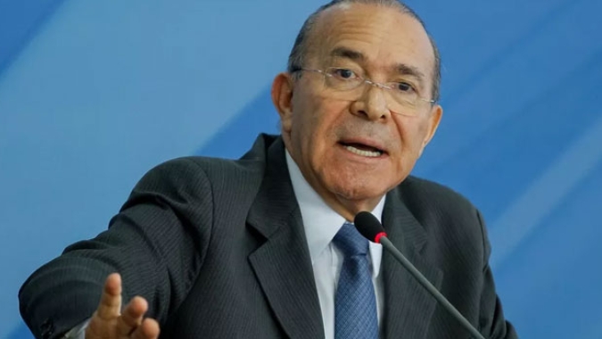 Padilha diz que governo deve conversar com partidos fora da base para aprovar a reforma tributária