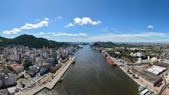 Vports amplia em 70% a capacidade de receber navios Panamax no Porto de Vitória (ES)