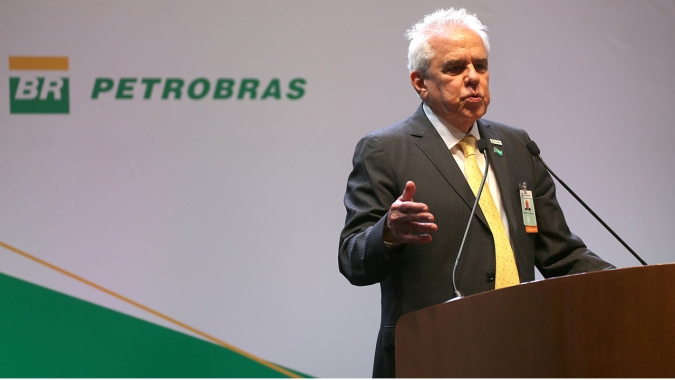 Petrobras informa descoberta de petróleo em poço de bloco na Bacia de Campos