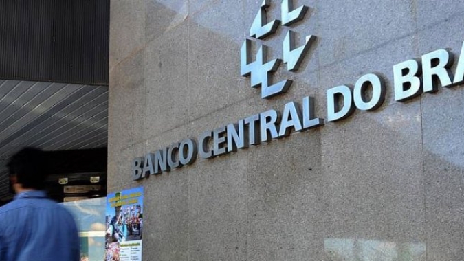 Condições para BC intensificar cortes de juros são “bastante difíceis de serem atingidas”, diz diretora