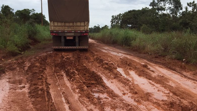 Estradas não pavimentadas ampliam gargalos logísticos e elevam custos para produtores de Mato Grosso