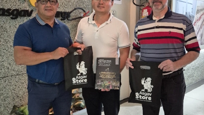 Representante de importadores chineses visita a sede da ASGAV
