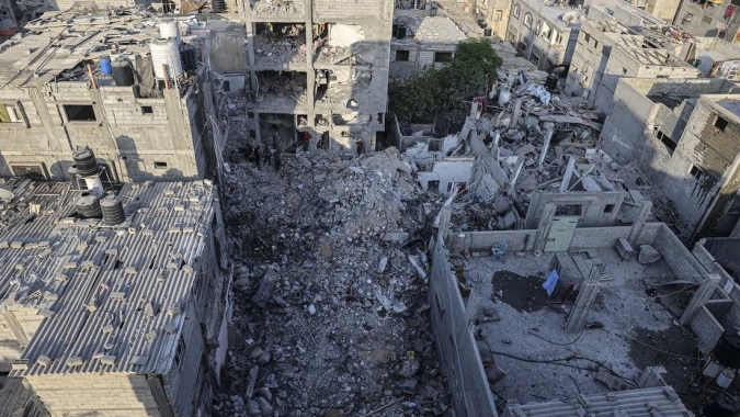 Ajuda a Gaza chega ao posto de fronteira, mas ainda não há previsão de entrega