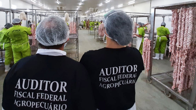 Ministro da Agricultura sinaliza que participará de reunião com MGI sobre pleito dos auditores agropecuários