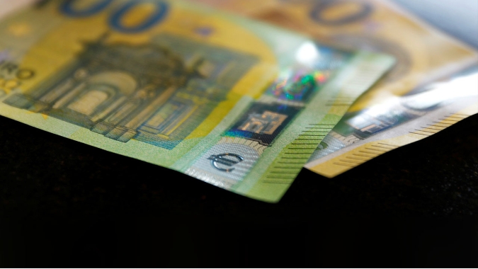 Moral dos investidores da zona do euro avança com esperanças de vacina, mostra Sentix