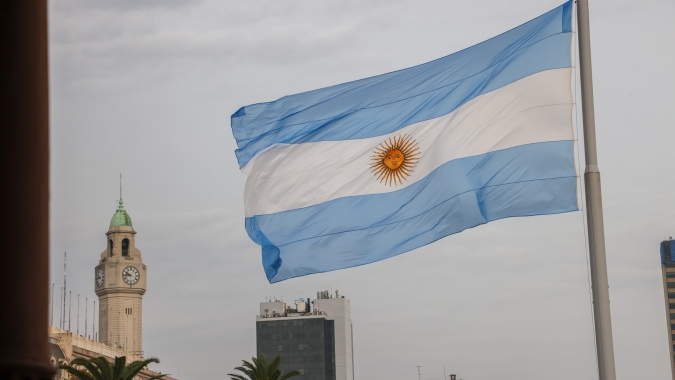 Partido peronista da Argentina vence eleições na província de Buenos Aires