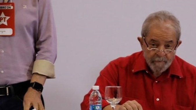 Lula diz que ministro da Fazenda terá "cara do sucesso" do primeiro governo; anúncio somente após dia 12