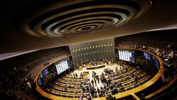 Câmara aprova texto-base de projeto que retoma voto de qualidade no Carf