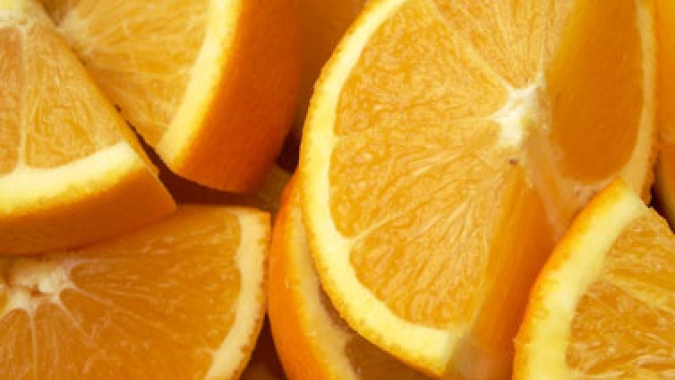 Citros/Cepea: Falta de chuva limita oferta, e preços seguem em alta