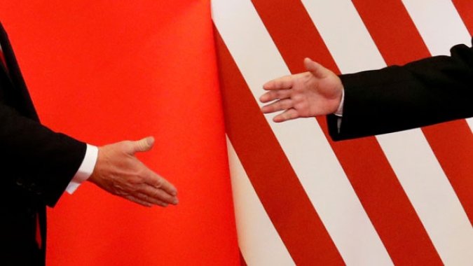 Líder do Senado dos EUA observa "compromisso sério" com Xi durante visita a Pequim