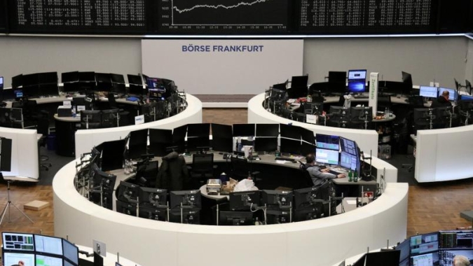 Força do setor de tecnologia compensa alta do petróleo e ações europeias sobem